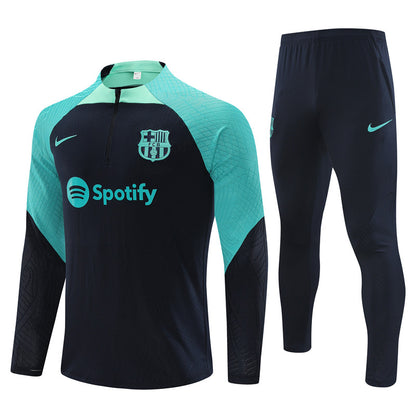 Conjunto Treino - Barcelona 23/24