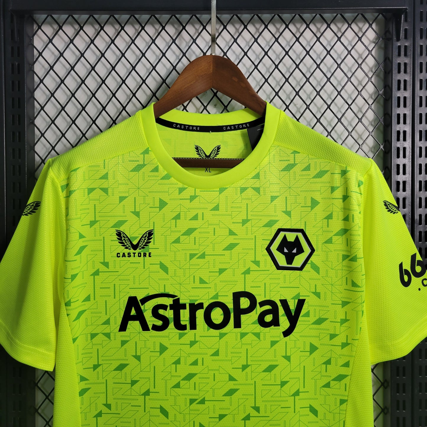 Camisa Wolverhampton Goleiro 23/24 - Modelo Torcedor