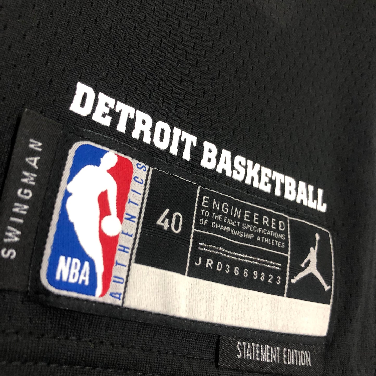 Regata NBA Detroit Pistons Black Edition