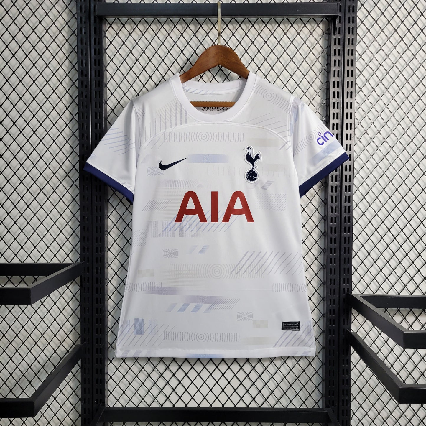 Camisa Tottenham I 23/24 - Modelo Feminino