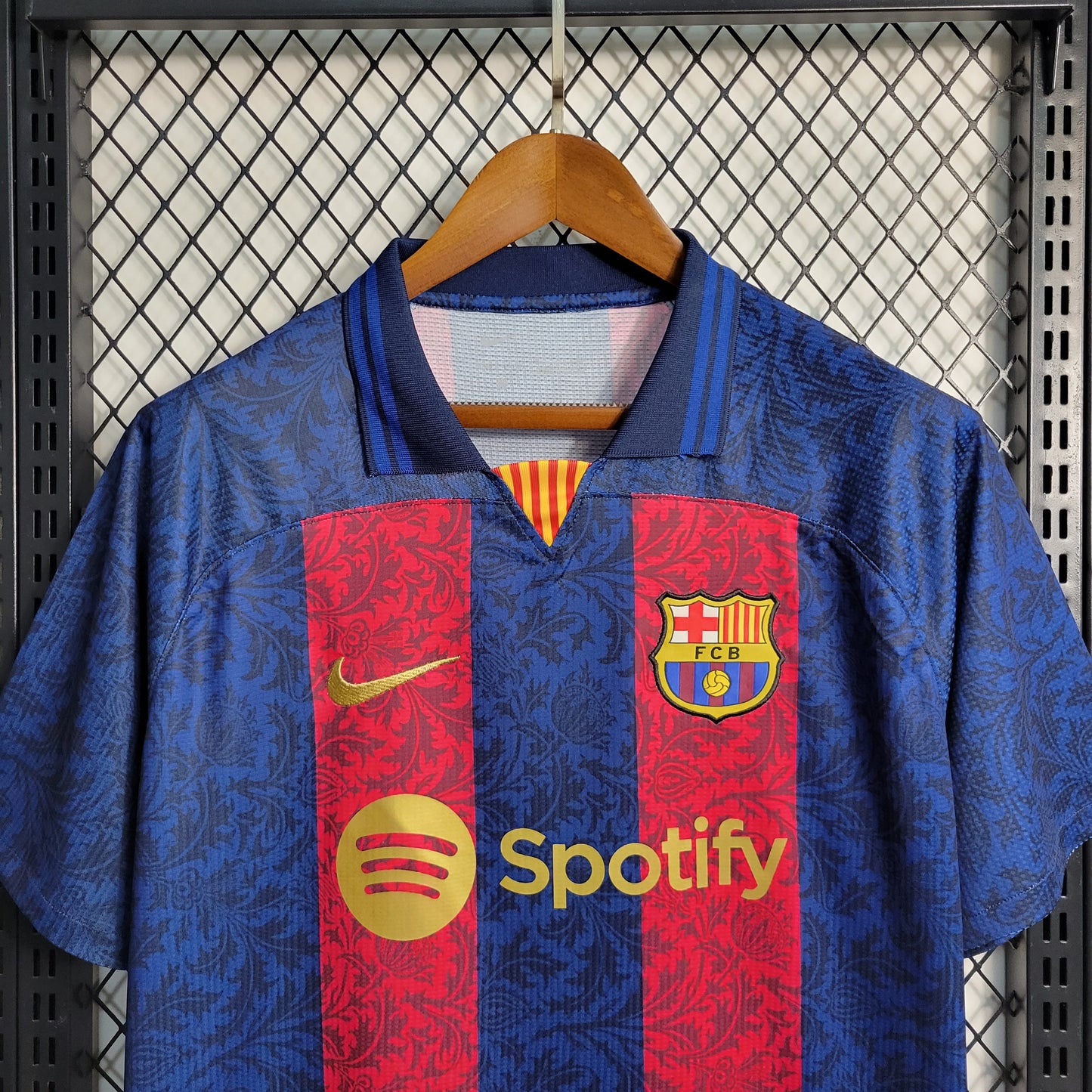 Camisa Barcelona Treino 23/24 - Modelo Torcedor