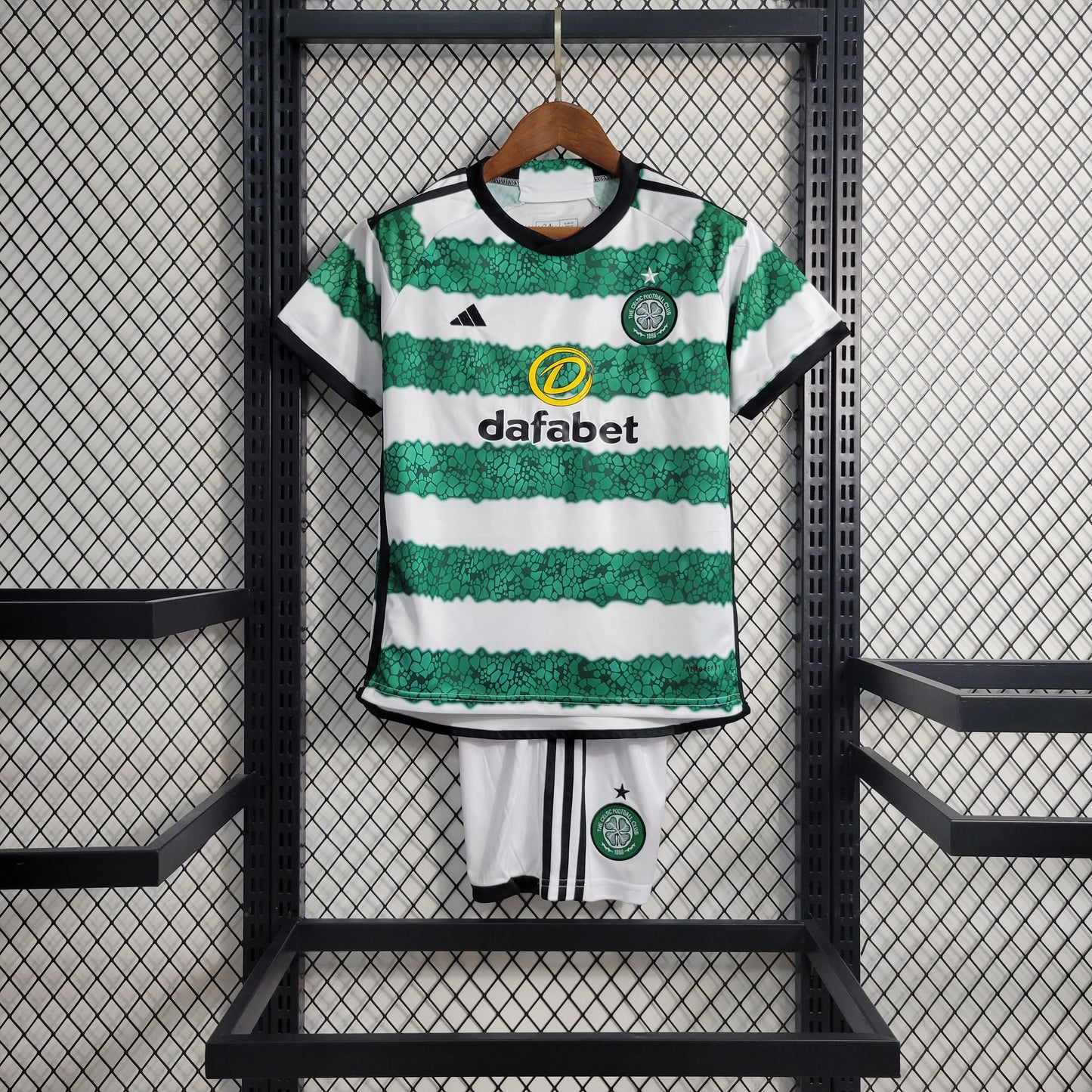 Conjunto Celtic I 23/24 - Modelo Infantil