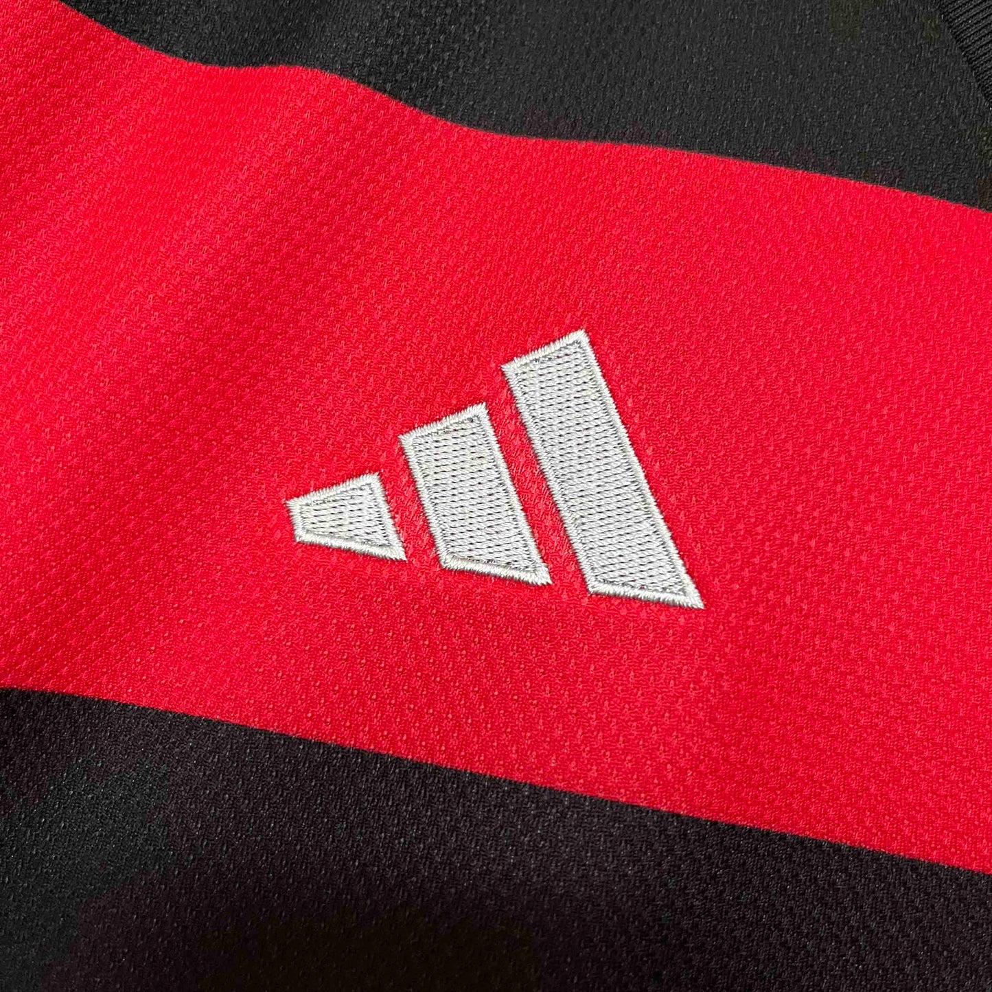 Camisa Flamengo I + Patrocínios 24/25 - Modelo Torcedor