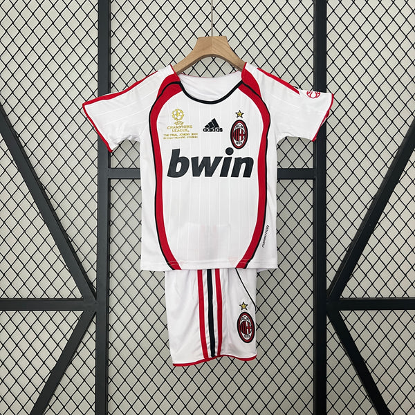 Conjunto Milan II 06/07 - Modelo Torcedor