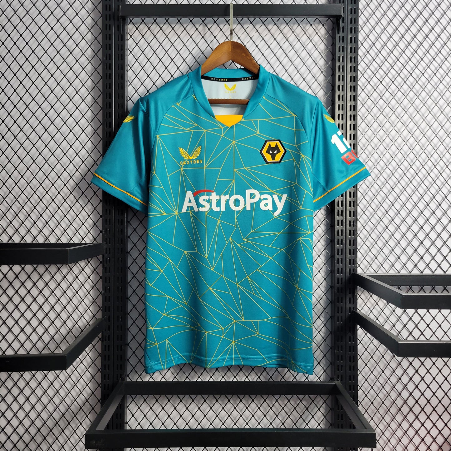 Camisa Wolverhampton II 22/23 - Modelo Torcedor