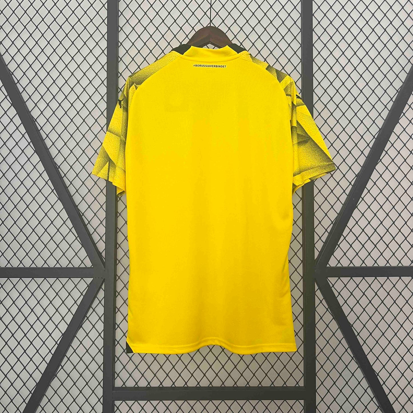 Camisa Borussia Dortmund Edição Especial CUP 23/24 - Modelo Torcedor