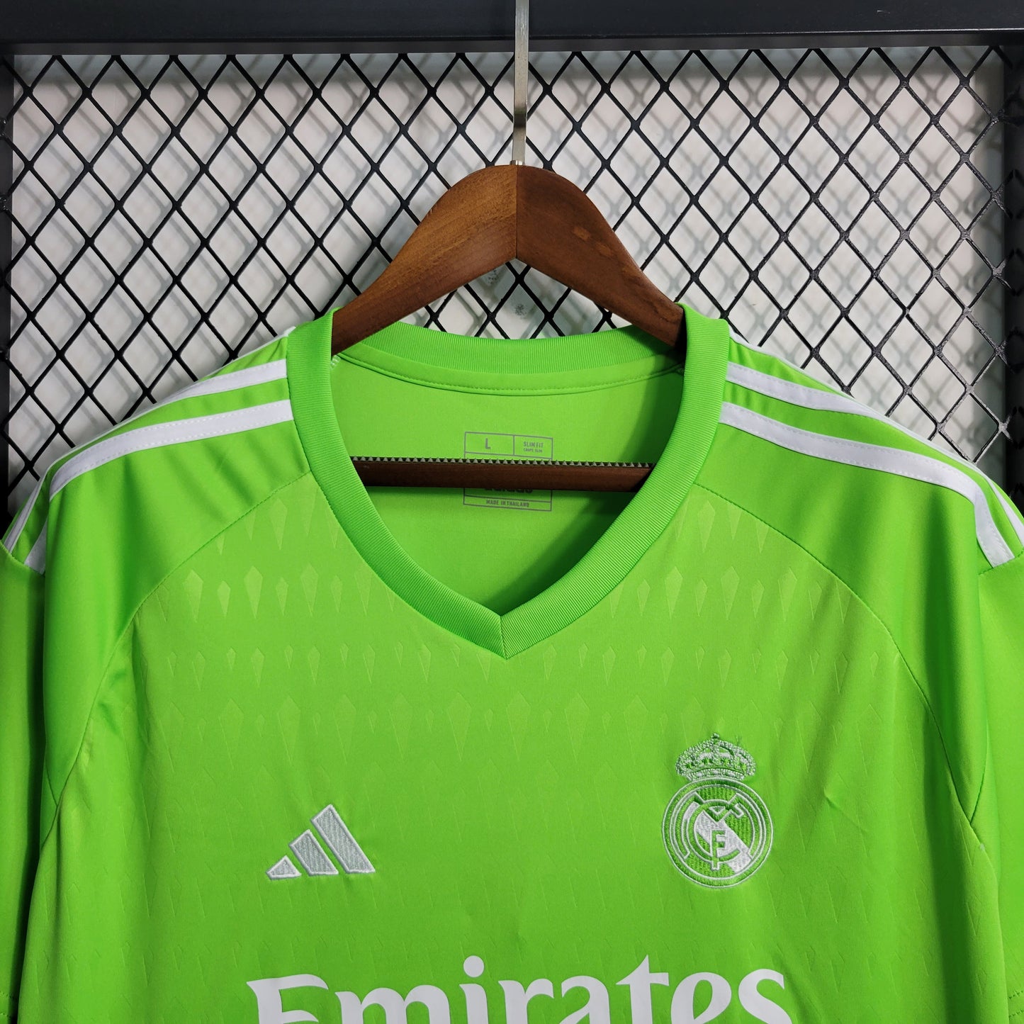 Camisa Real Madrid Goleiro 23/24 - Modelo Torcedor