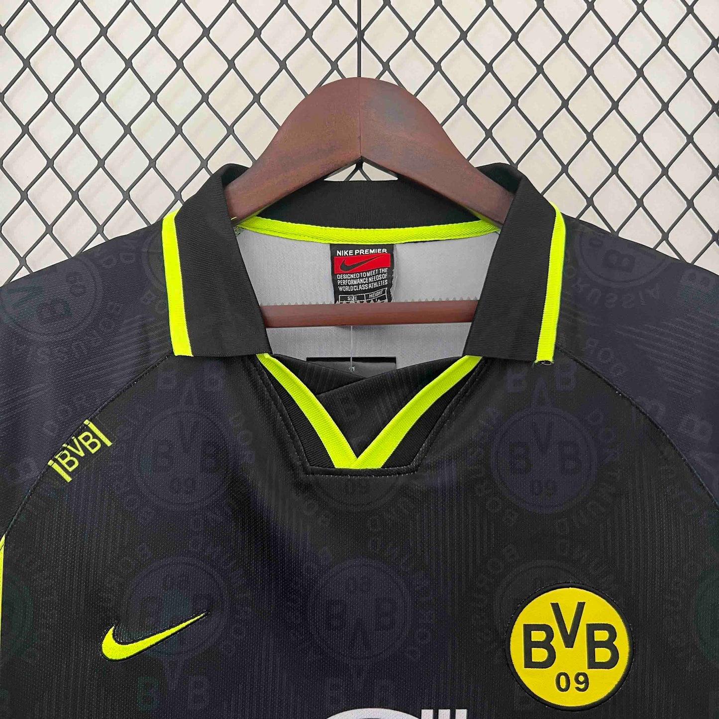 Camisa Borussia Dortmund Edição Especial 96/97 - Modelo Retrô