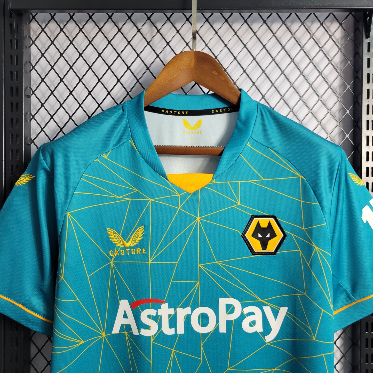 Camisa Wolverhampton II 22/23 - Modelo Torcedor