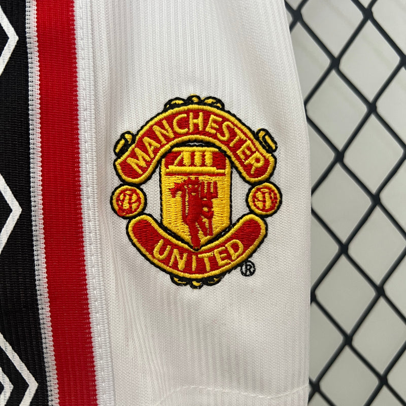 Conjunto Manchester United I 98/99 - Modelo Infantil