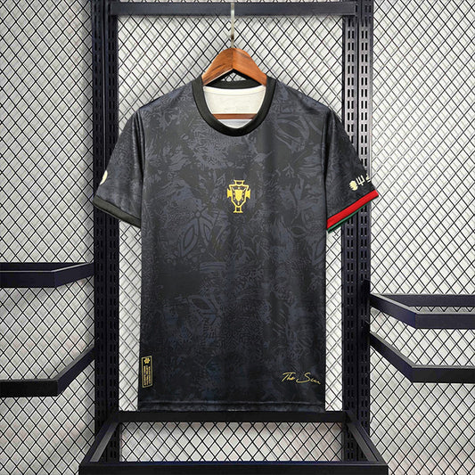 Camisa Portugal Edição Especial The Sui Cristiano Ronaldo 23/24 - Modelo Torcedor